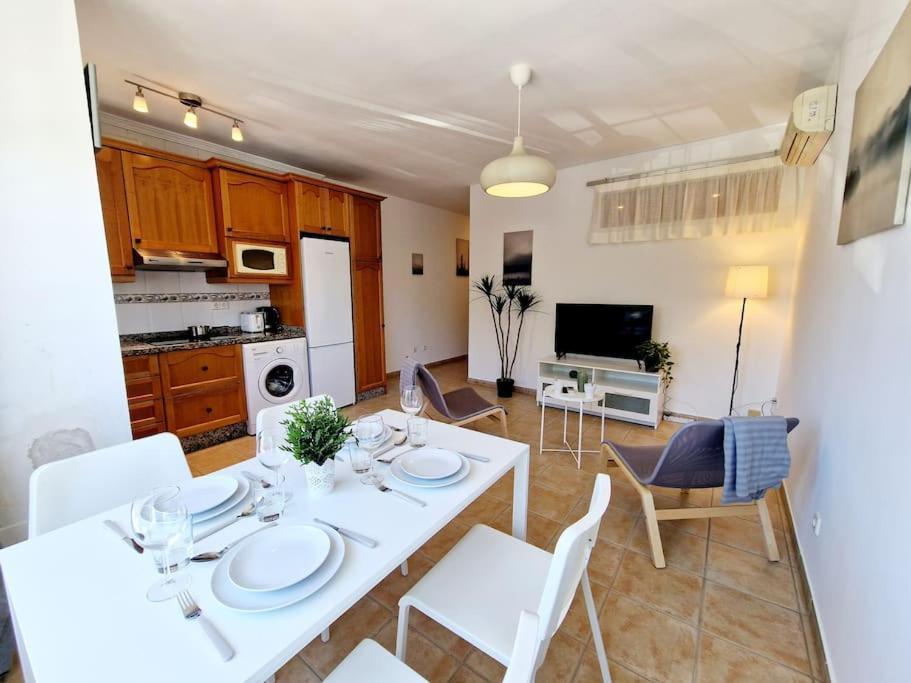 Butibamba Beach Apartment لا كالا ذي ميخاس المظهر الخارجي الصورة